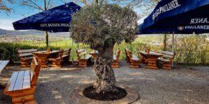 Schnitzelhütte Biergarten